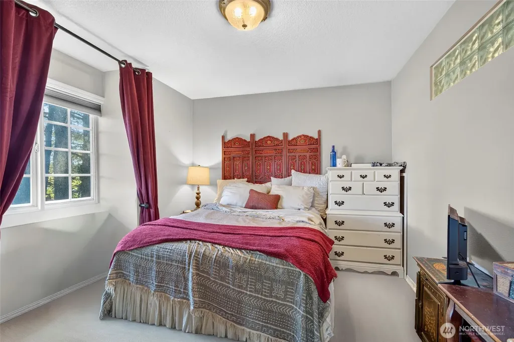 20713 Pacific Way Ocean Park WA 98640