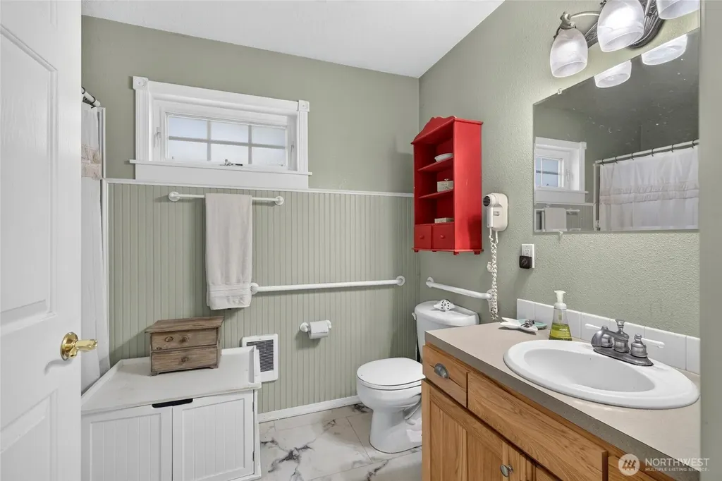 20713 Pacific Way Ocean Park WA 98640