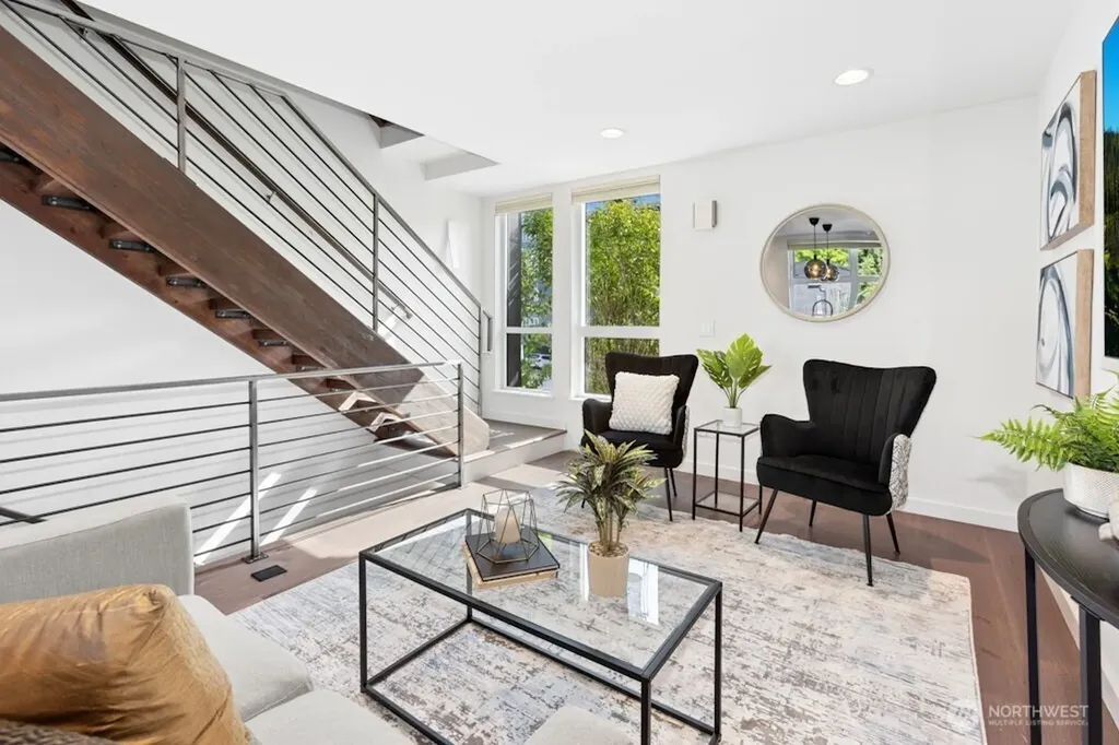 2233 Minor Avenue Seattle WA 98102