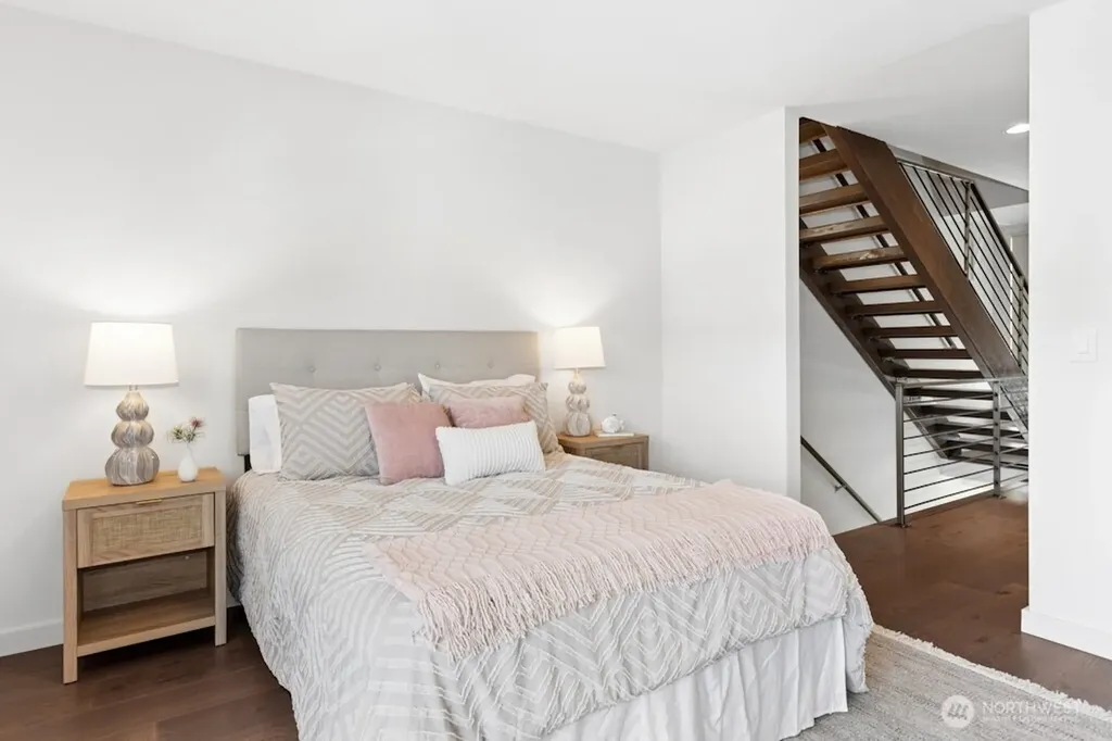 2233 Minor Avenue Seattle WA 98102