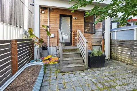 2233 Minor Avenue Seattle WA 98102