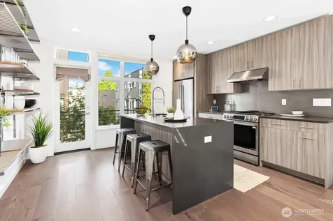 2233 Minor Avenue Seattle WA 98102