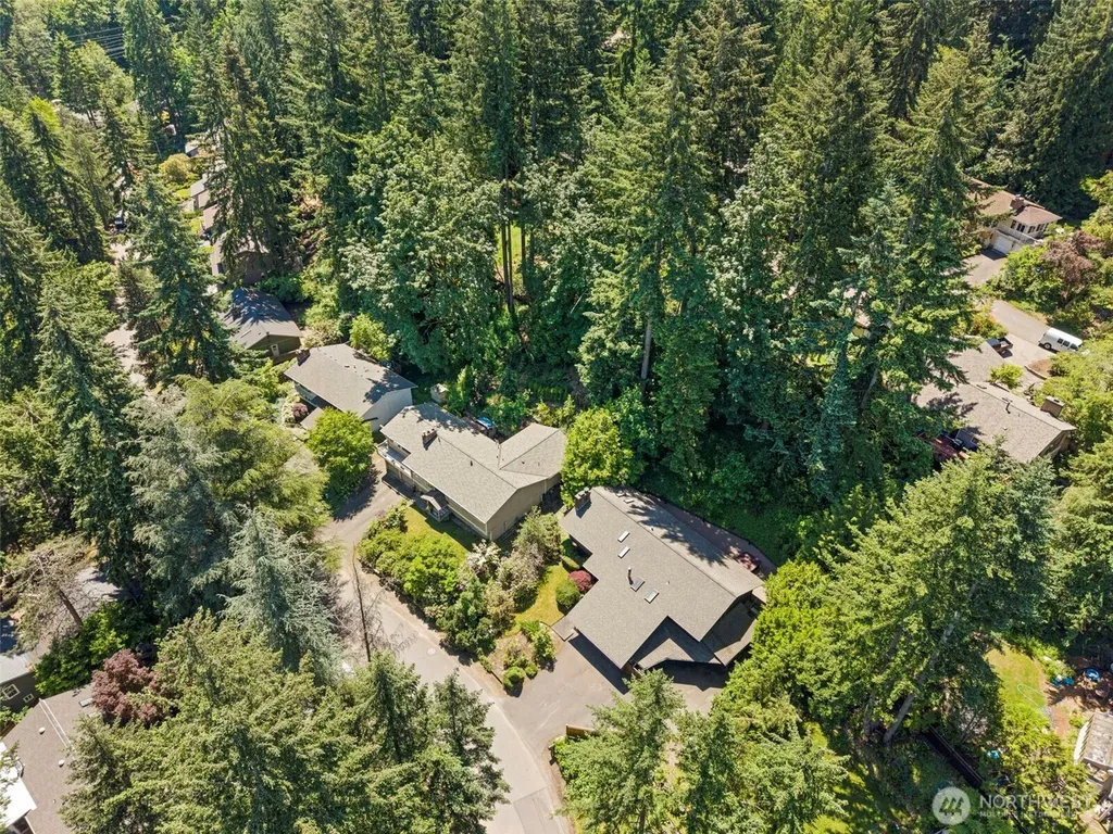 145 Big Bear Place NW Issaquah WA 98027