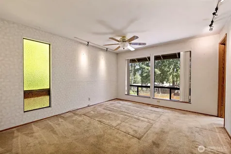 145 Big Bear Place NW Issaquah WA 98027