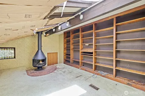 145 Big Bear Place NW Issaquah WA 98027