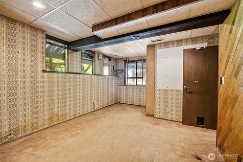 145 Big Bear Place NW Issaquah WA 98027
