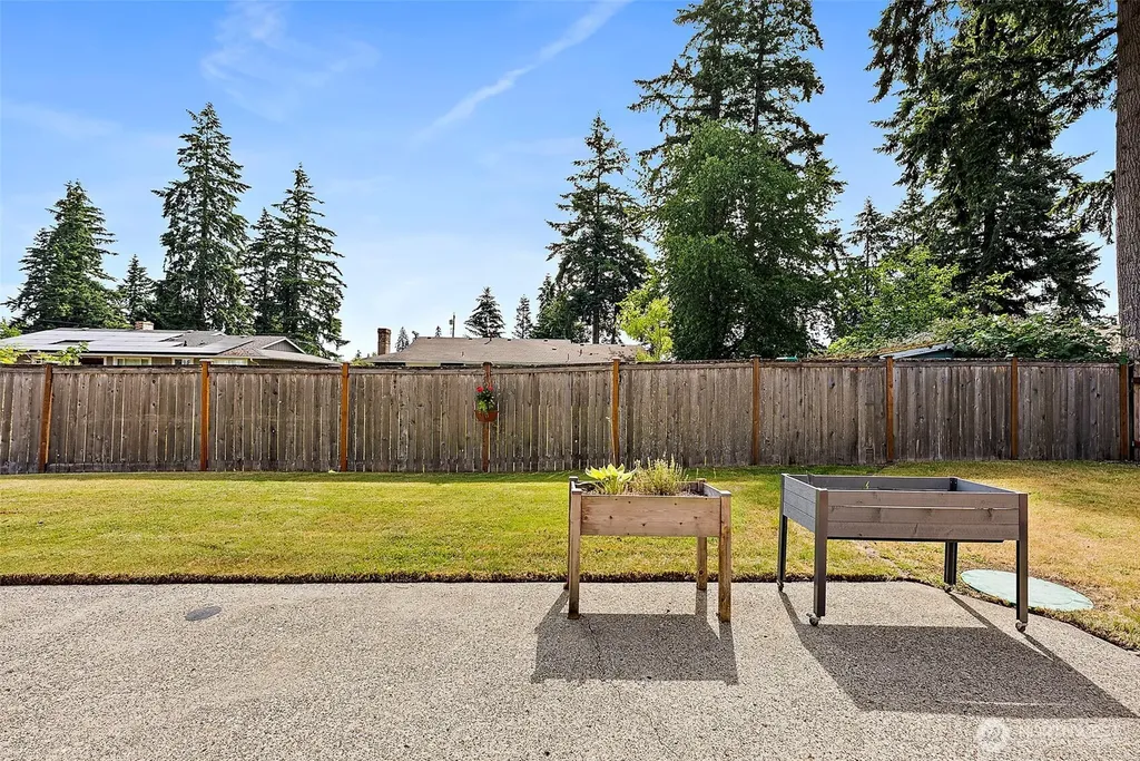 26016 174th Avenue SE Covington WA 98042