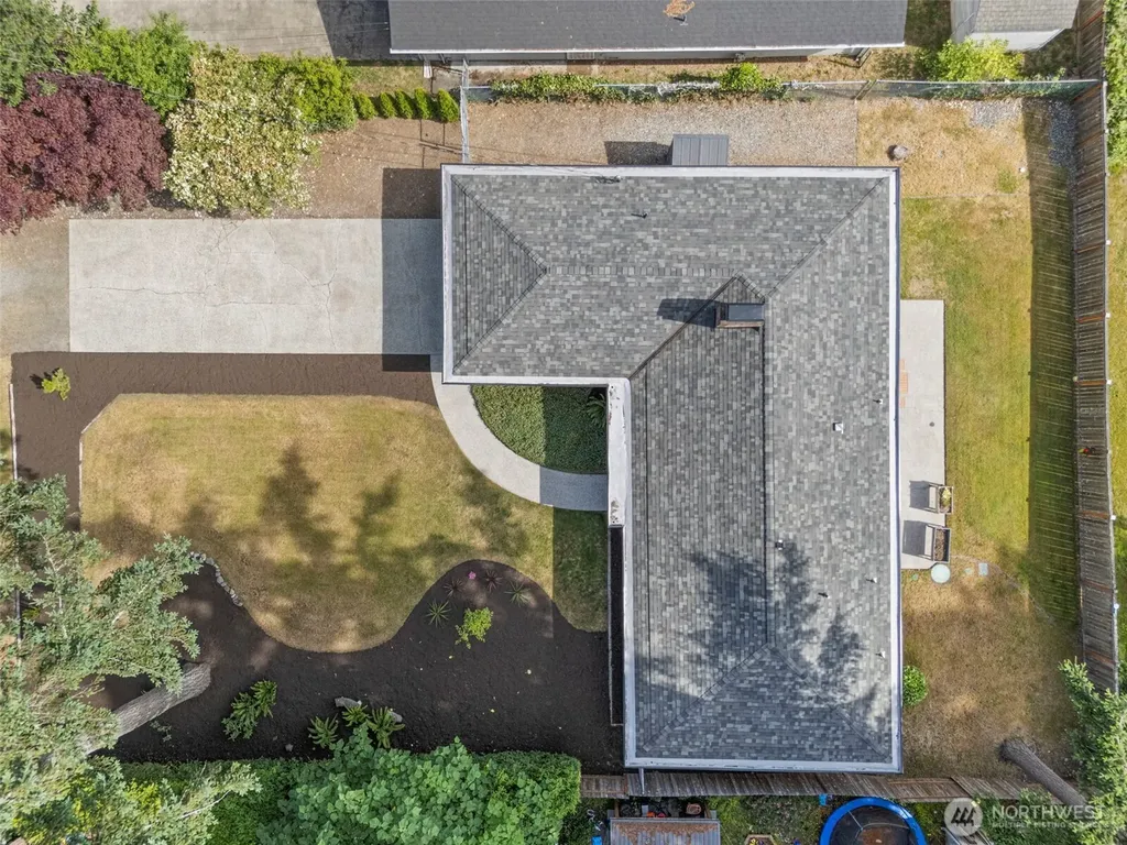 26016 174th Avenue SE Covington WA 98042