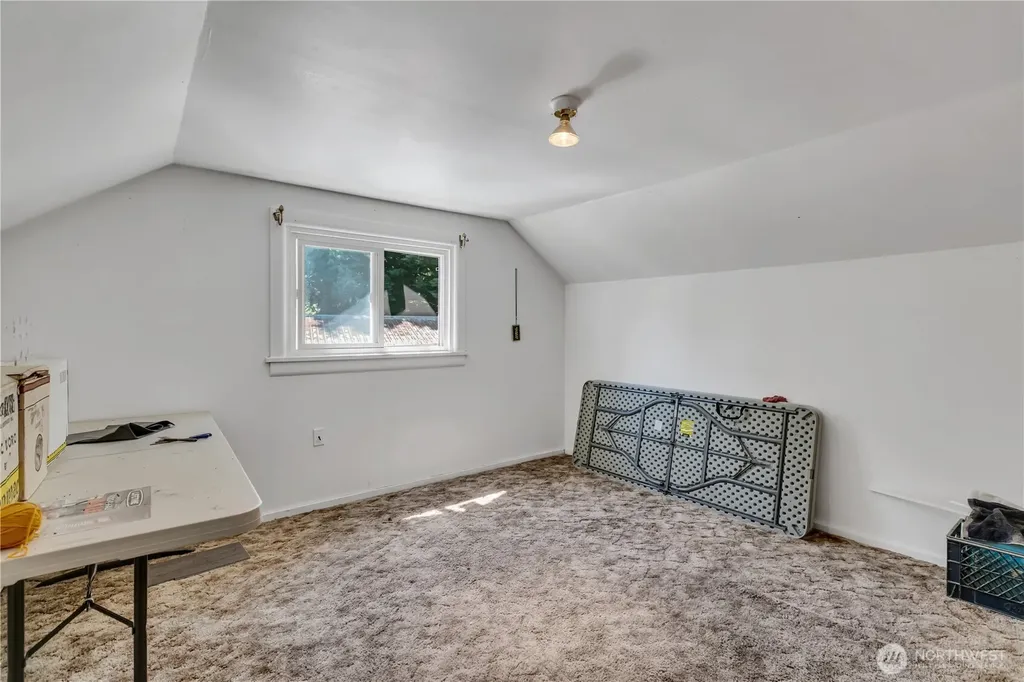 13025 Ambaum Boulevard SW Burien WA 98146