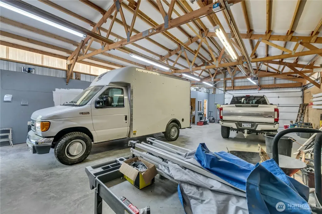 13025 Ambaum Boulevard SW Burien WA 98146