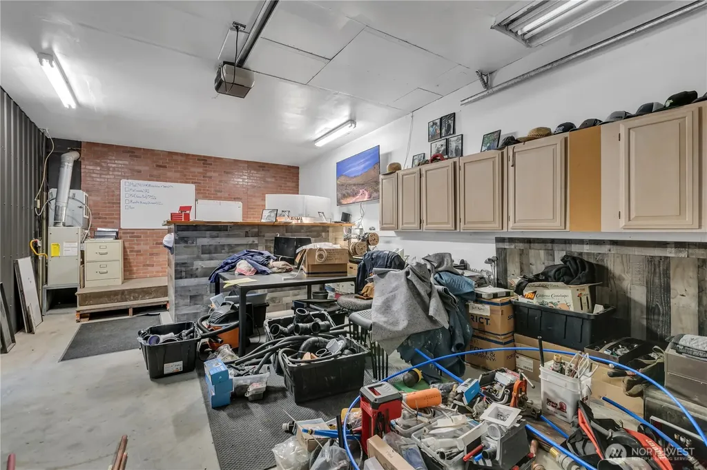 13025 Ambaum Boulevard SW Burien WA 98146