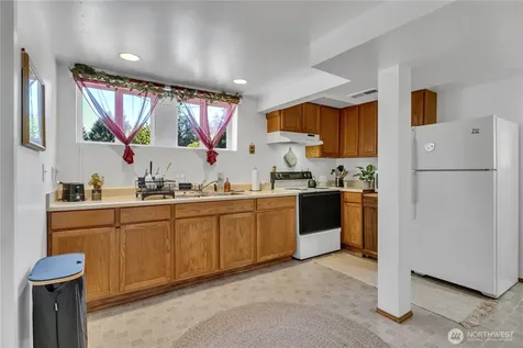 13025 Ambaum Boulevard SW Burien WA 98146