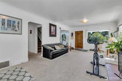 13025 Ambaum Boulevard SW Burien WA 98146
