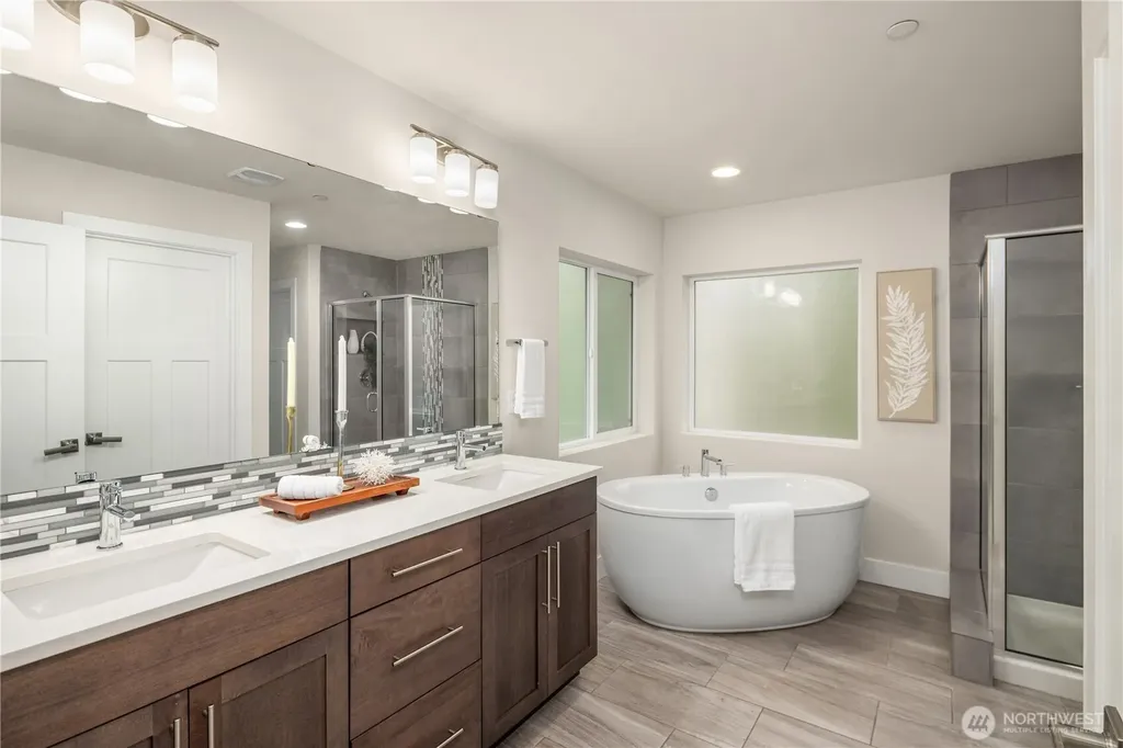 18315 17th Avenue W Lynnwood WA 98037