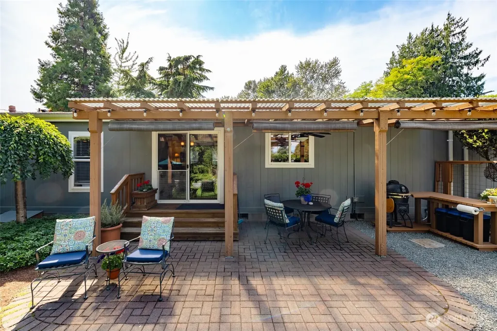 1115 Rhodes Road Sedro Woolley WA 98284