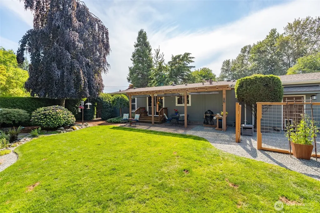1115 Rhodes Road Sedro Woolley WA 98284