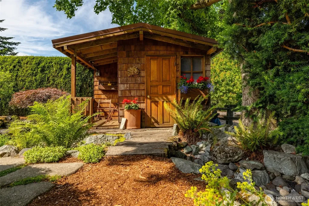 1115 Rhodes Road Sedro Woolley WA 98284