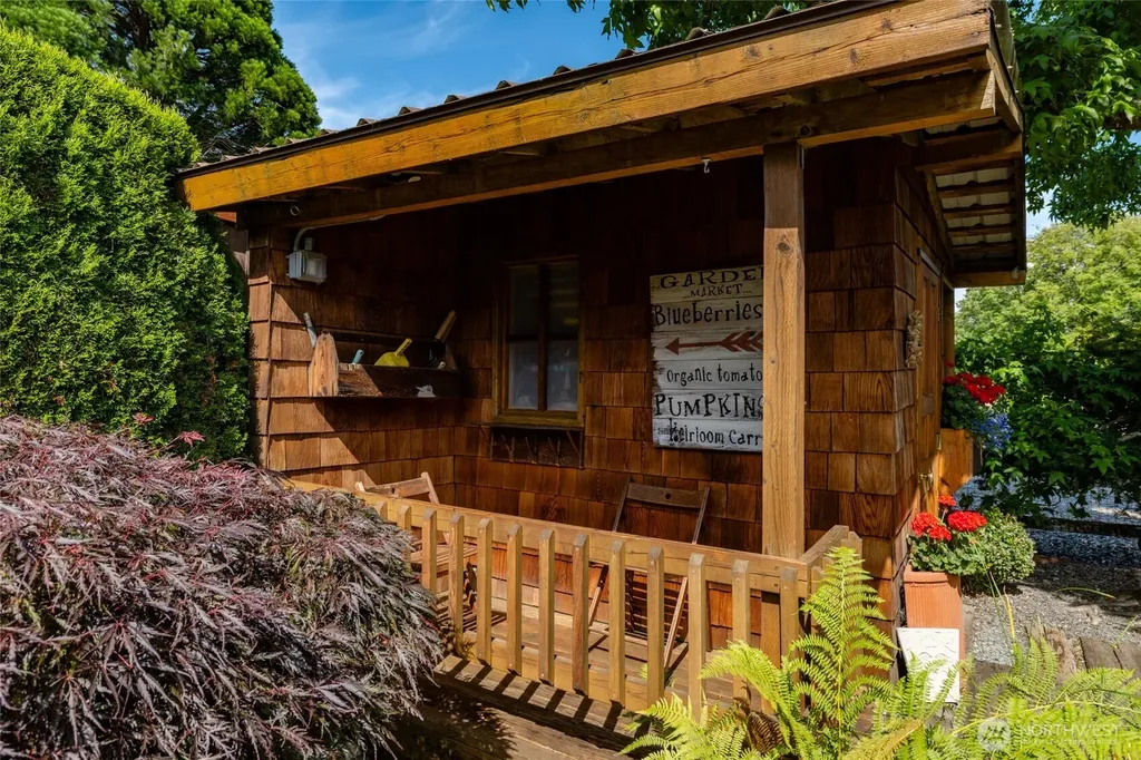 1115 Rhodes Road Sedro Woolley WA 98284
