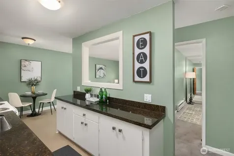 932 100th Avenue NE Bellevue WA 98004