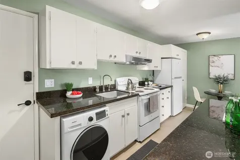 932 100th Avenue NE Bellevue WA 98004