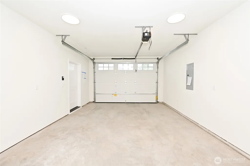 3111 W Mansell Street Seattle WA 98199