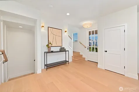 3111 W Mansell Street Seattle WA 98199