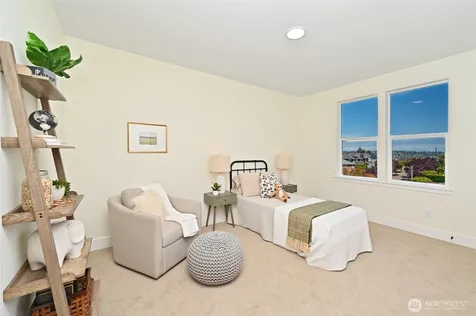 3111 W Mansell Street Seattle WA 98199