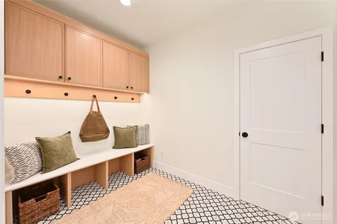 3111 W Mansell Street Seattle WA 98199