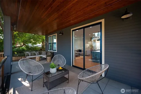 3111 W Mansell Street Seattle WA 98199
