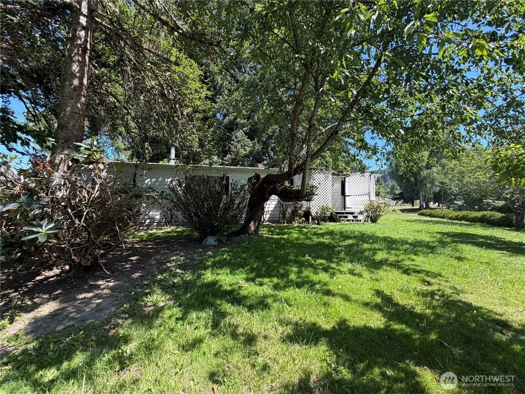 11432 Nisqually Park Loop SE Olympia WA 98513