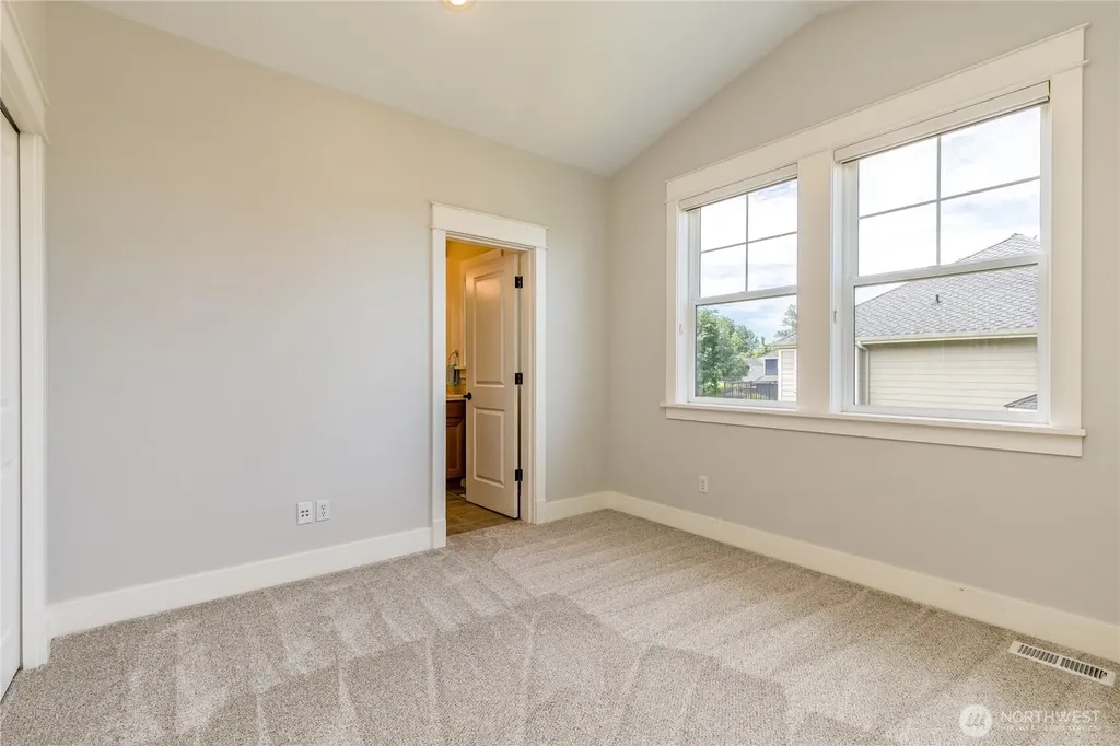 11841 SE 290th Place Auburn WA 98092