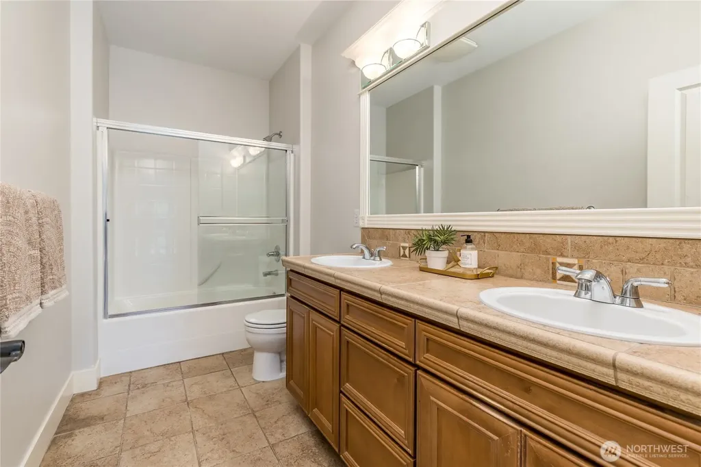 11841 SE 290th Place Auburn WA 98092