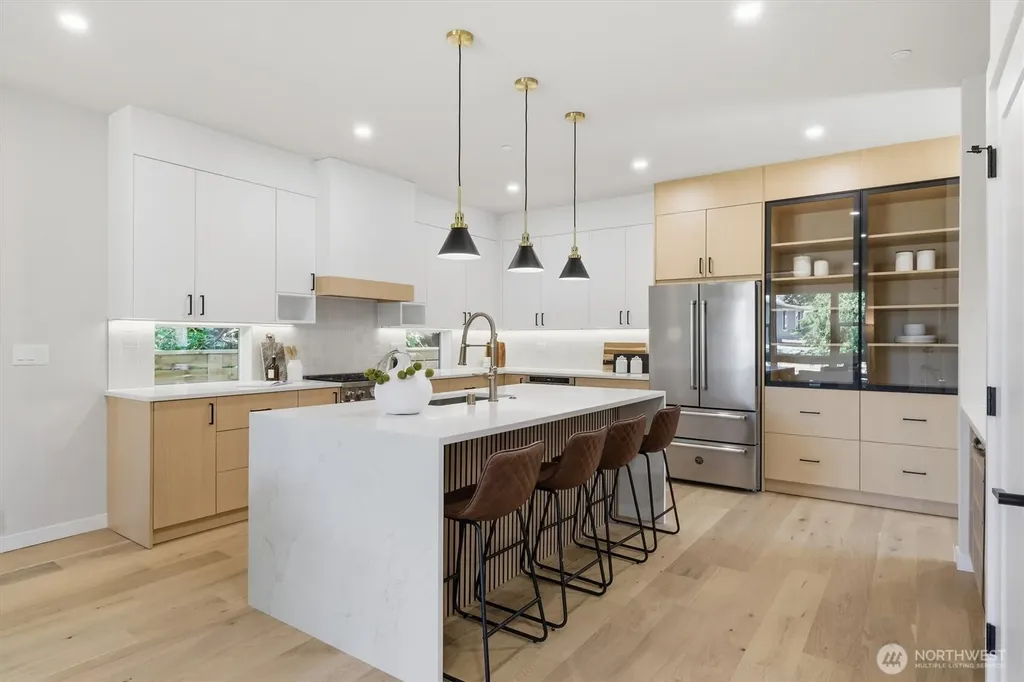 9016 124th Lane NE Kirkland WA 98033
