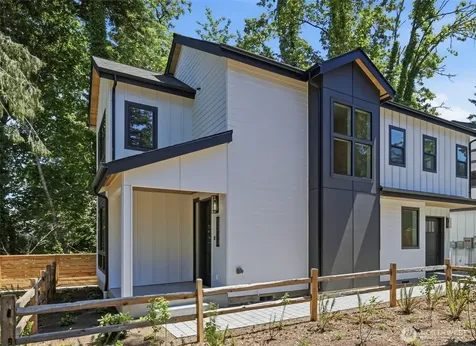 9016 124th Lane NE Kirkland WA 98033