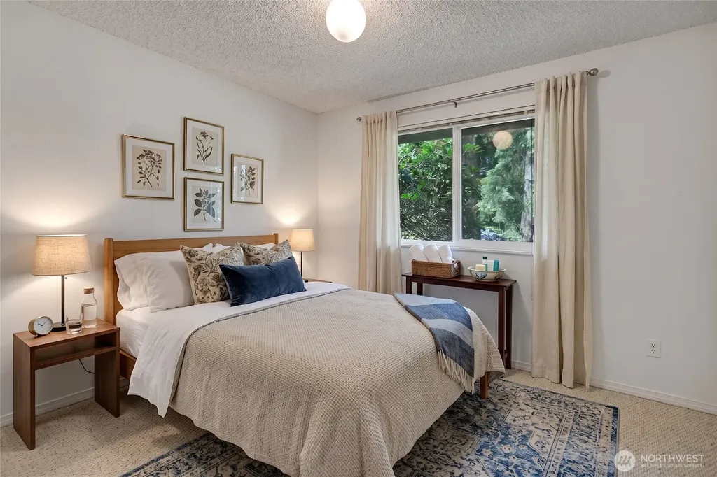 16200 Avondale Rd NE Woodinville WA 98077
