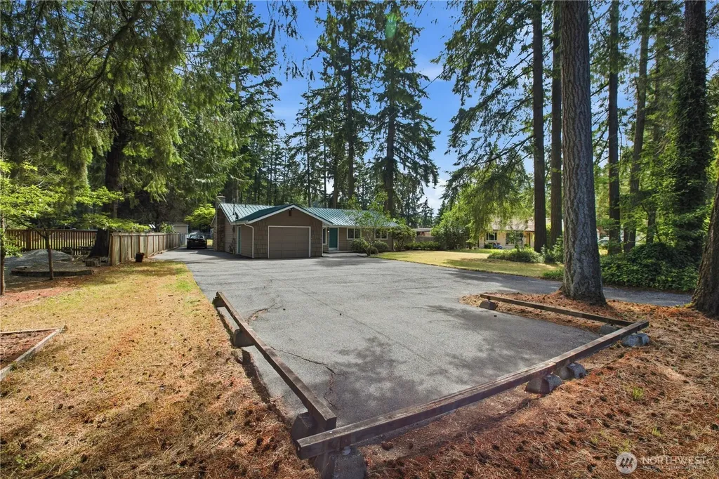 16200 Avondale Rd NE Woodinville WA 98077