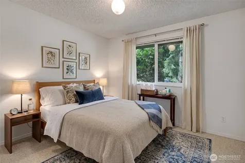 16200 Avondale Rd NE Woodinville WA 98077
