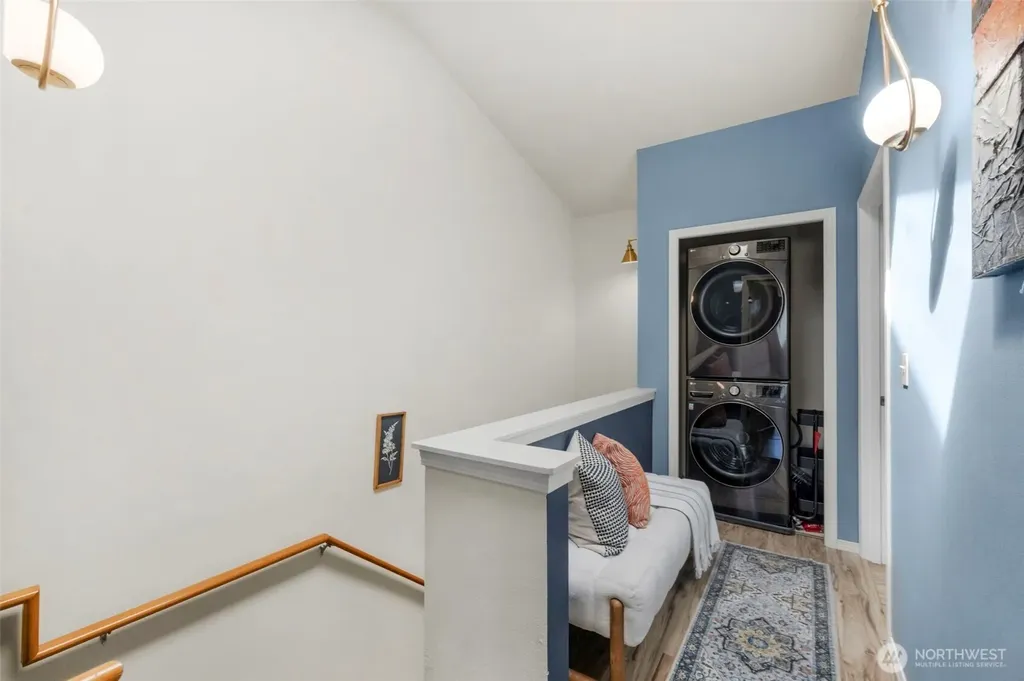 8548 Midvale Avenue N Seattle WA 98103