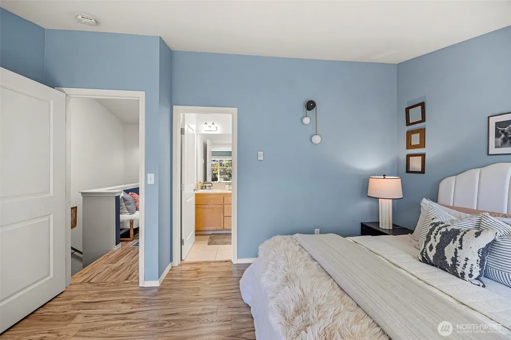8548 Midvale Avenue N Seattle WA 98103