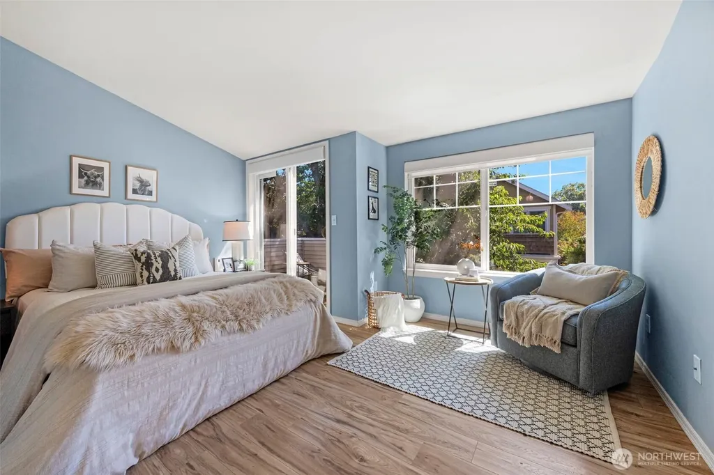 8548 Midvale Avenue N Seattle WA 98103