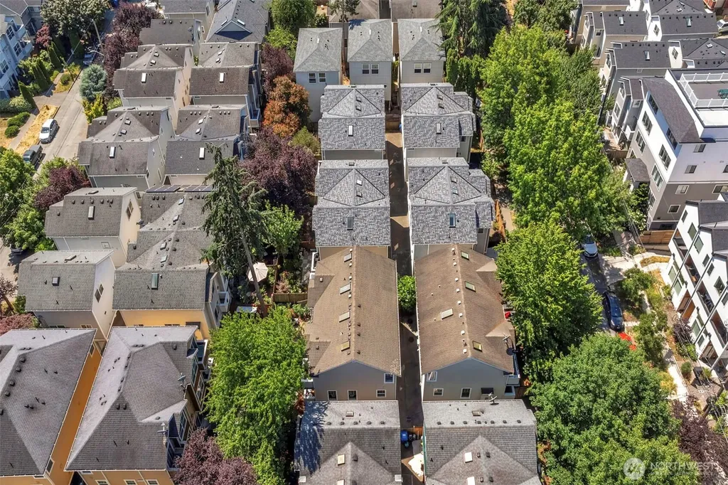 8548 Midvale Avenue N Seattle WA 98103