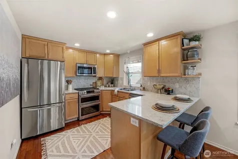 8548 Midvale Avenue N Seattle WA 98103