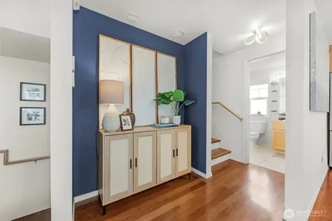 8548 Midvale Avenue N Seattle WA 98103