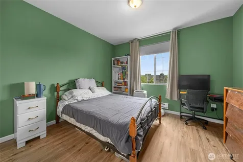 18615 101st Avenue Ct E Puyallup WA 98375