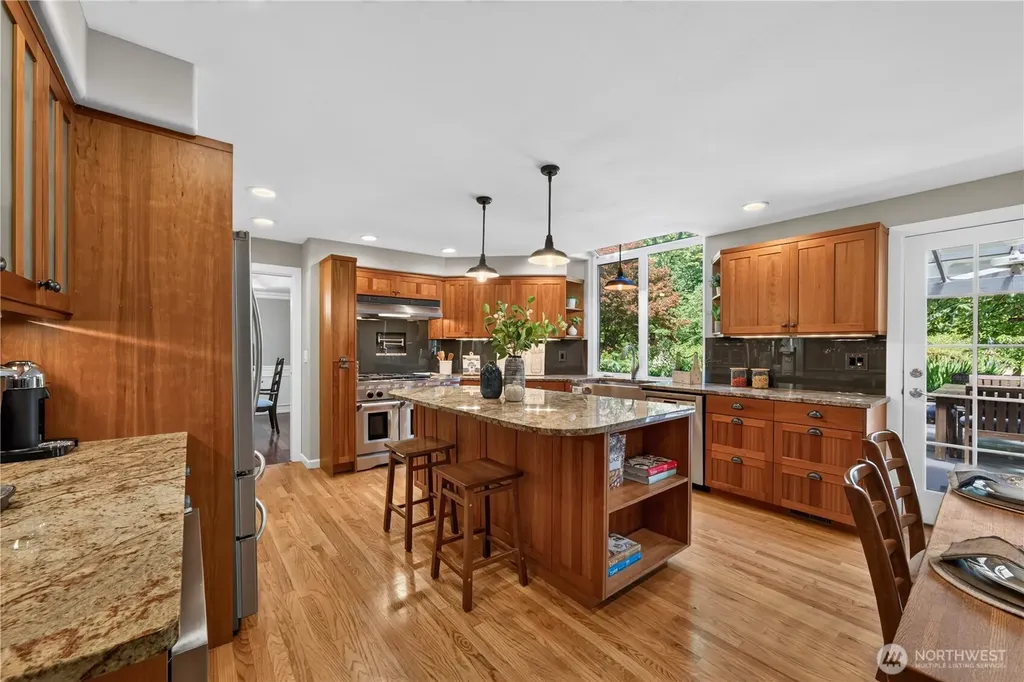 15201 162nd Avenue SE Renton WA 98058