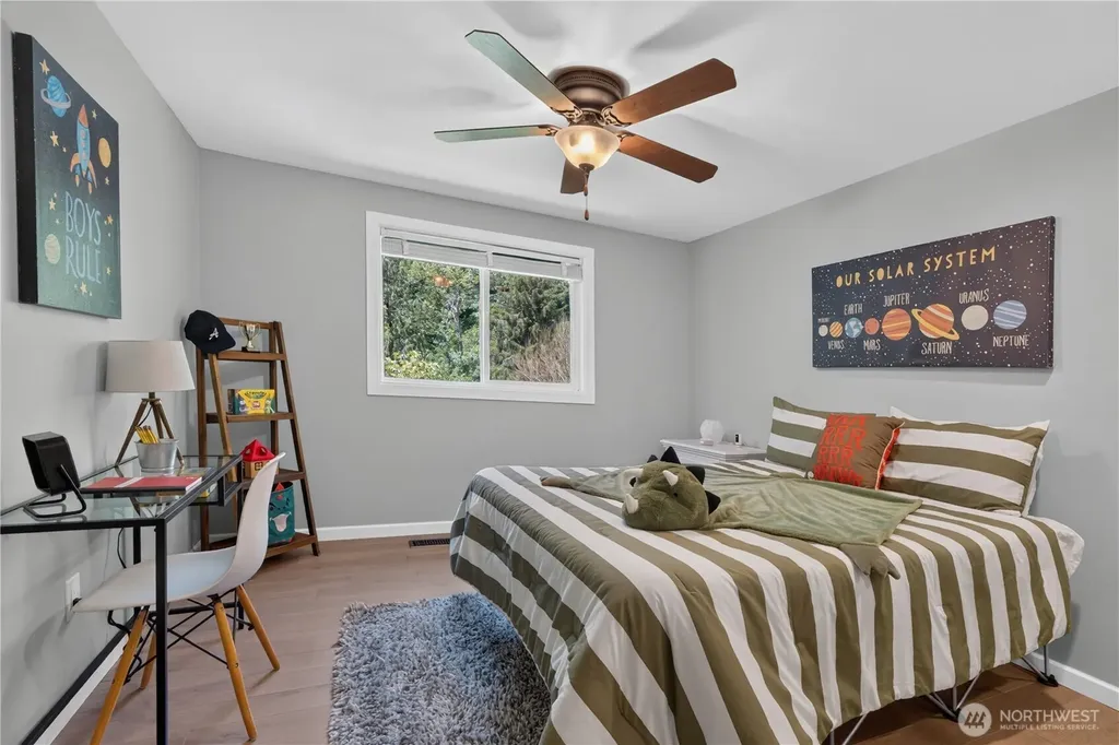 15201 162nd Avenue SE Renton WA 98058