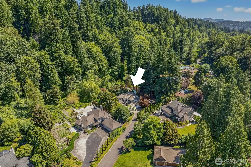15201 162nd Avenue SE Renton WA 98058