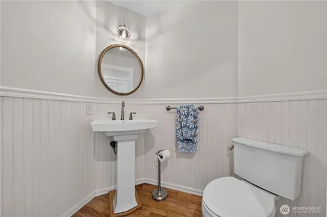 15201 162nd Avenue SE Renton WA 98058