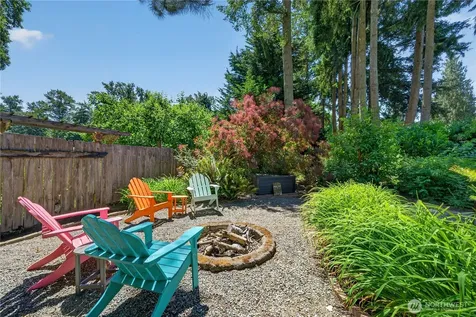 15201 162nd Avenue SE Renton WA 98058