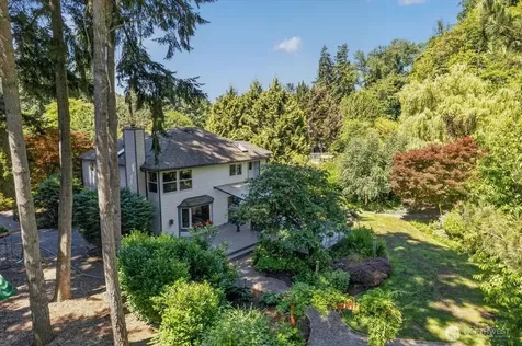 15201 162nd Avenue SE Renton WA 98058